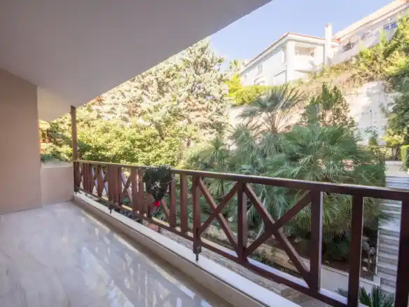 Μεζονέτα στην Εκάλη